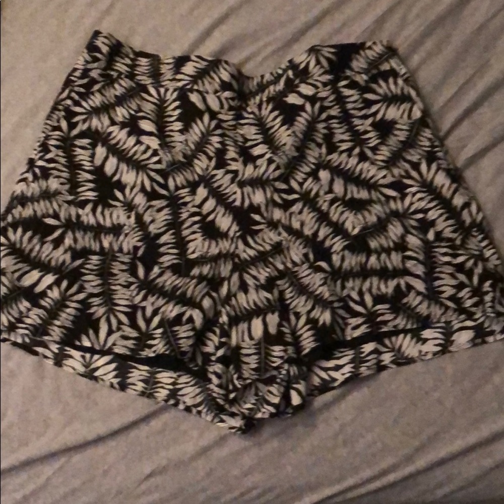 1.state flat front shorts